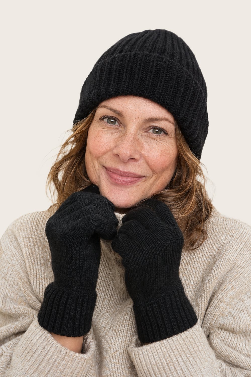 Knitted Gloves in Ink, worn, front
