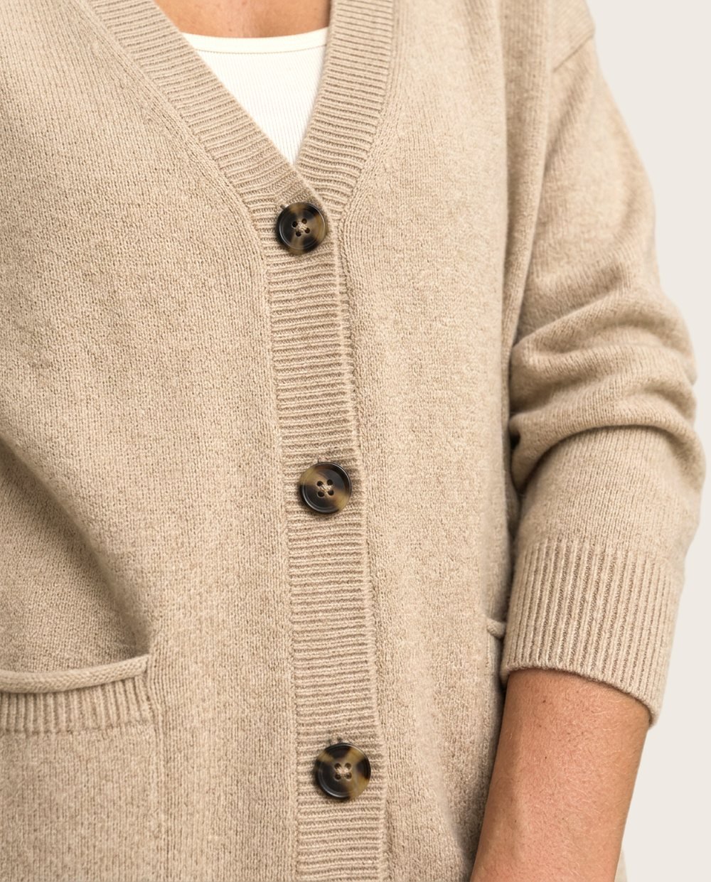 Merino-Cotton Cardigan in Oat, worn, close up